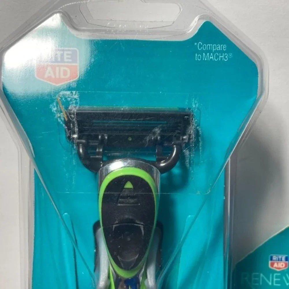 Rite Aid Renewal 3 Blade Razor for Men w/8 Refills